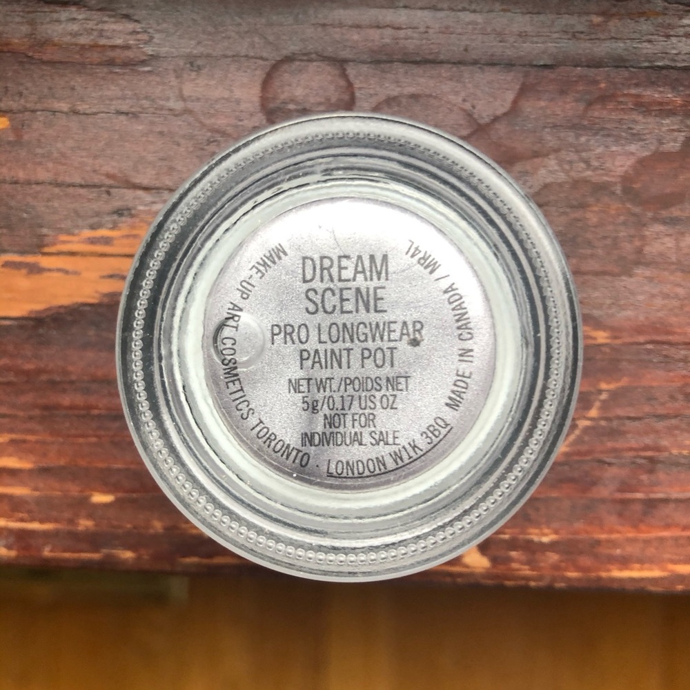 MAC Pro Longwear Paint Pot